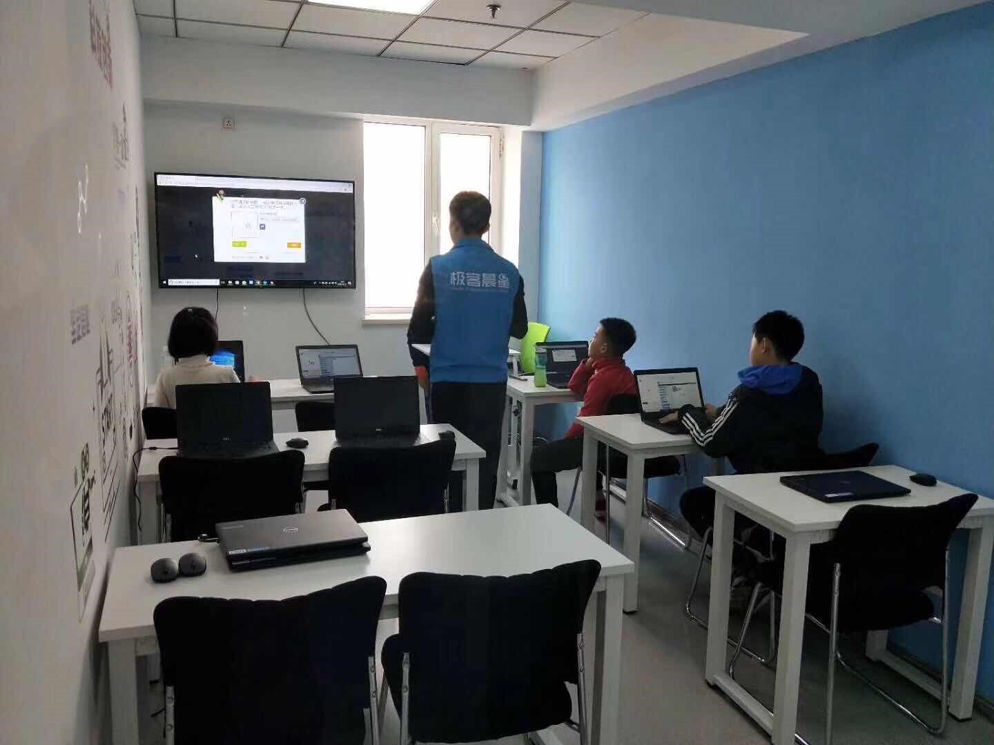 2.jpg